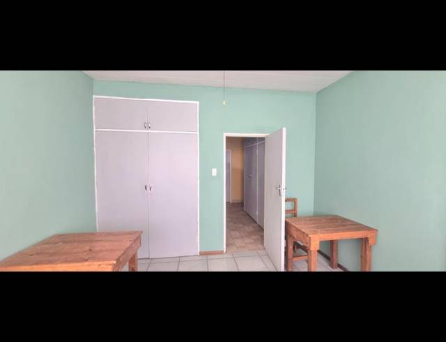 2 BEDROOM APARTMENT FOR SALE IN ELDORAIGNE